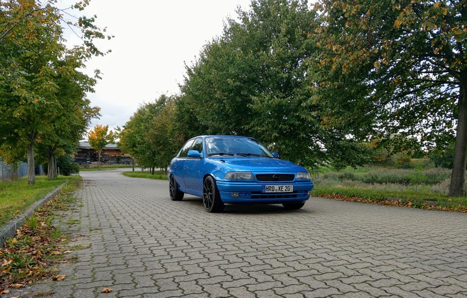 Astra V6 Stufenheck