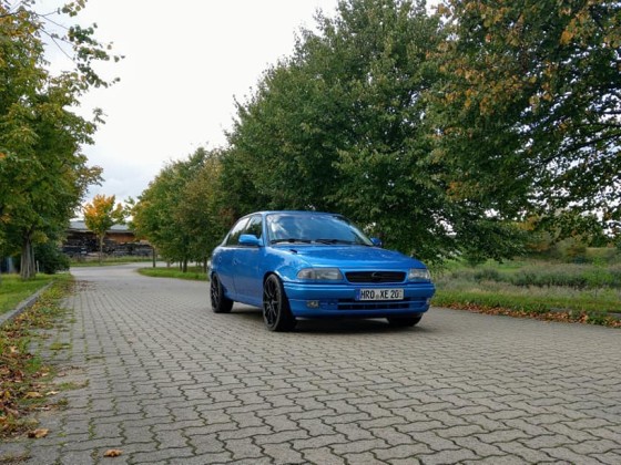 Astra V6 Stufenheck